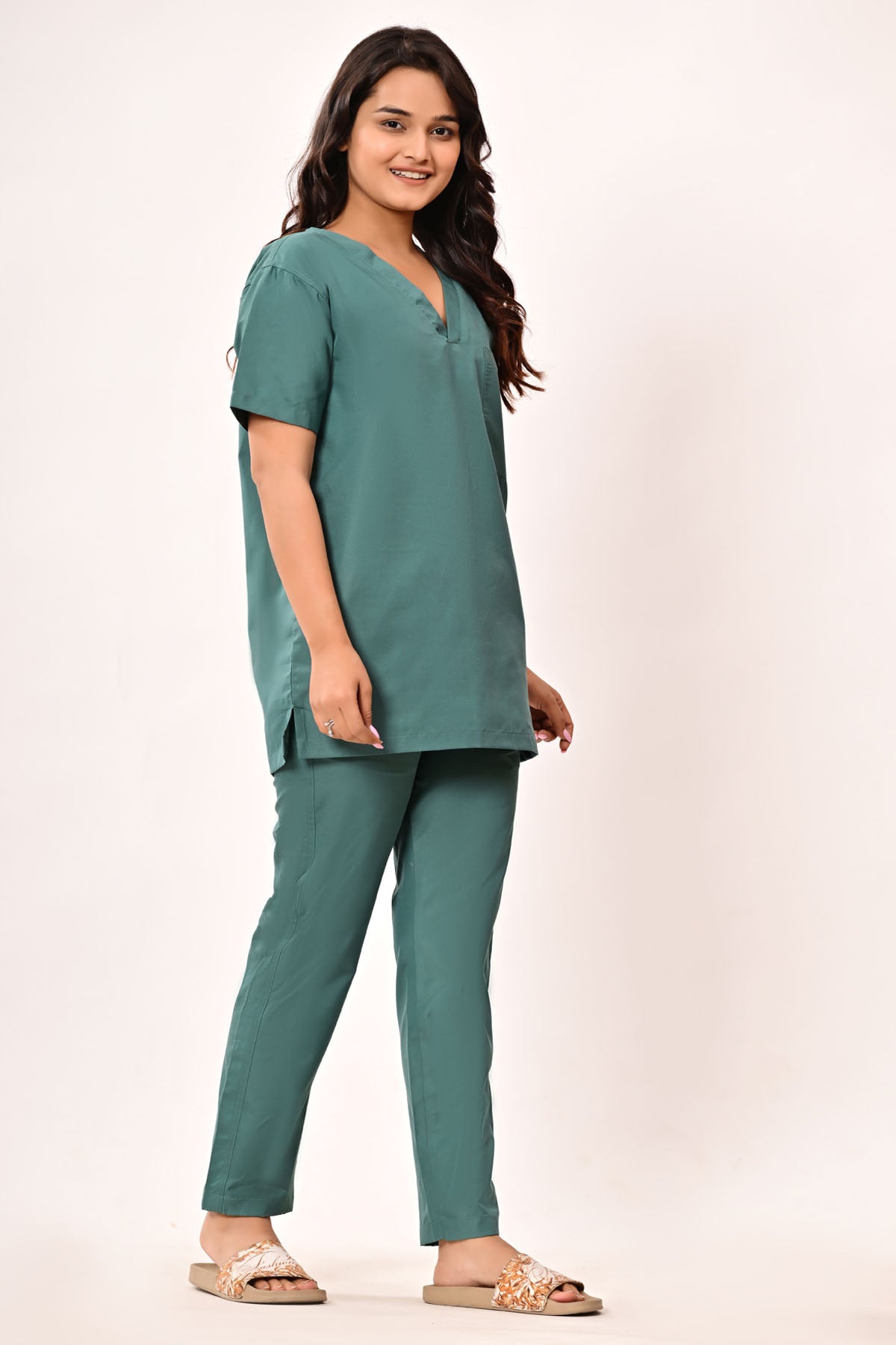 Medical Scrub Set – Poly-Cotton Blend (40/60)